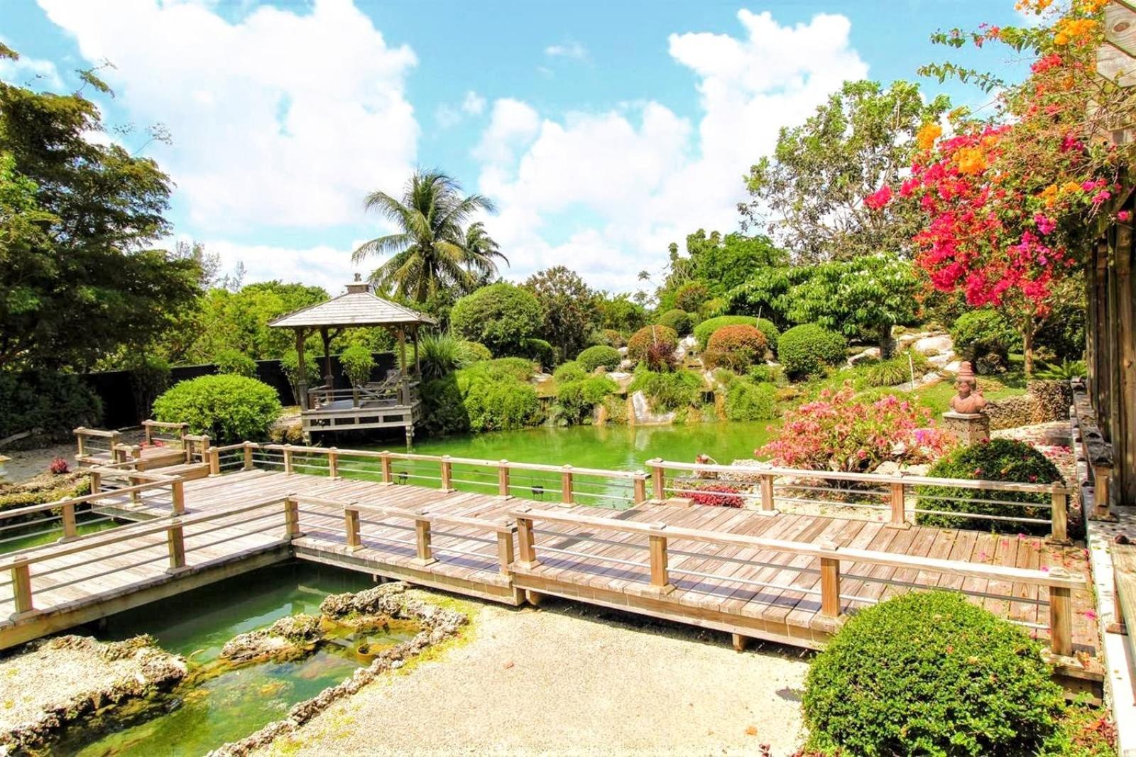 Exclusive Lake Tiny House In Beautiful Japanese Garden 霍姆斯戴德 外观 照片
